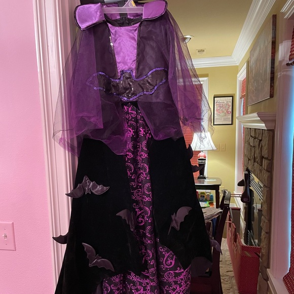 Wishcraft Other - Wishcraft Bat Queen Sz 10